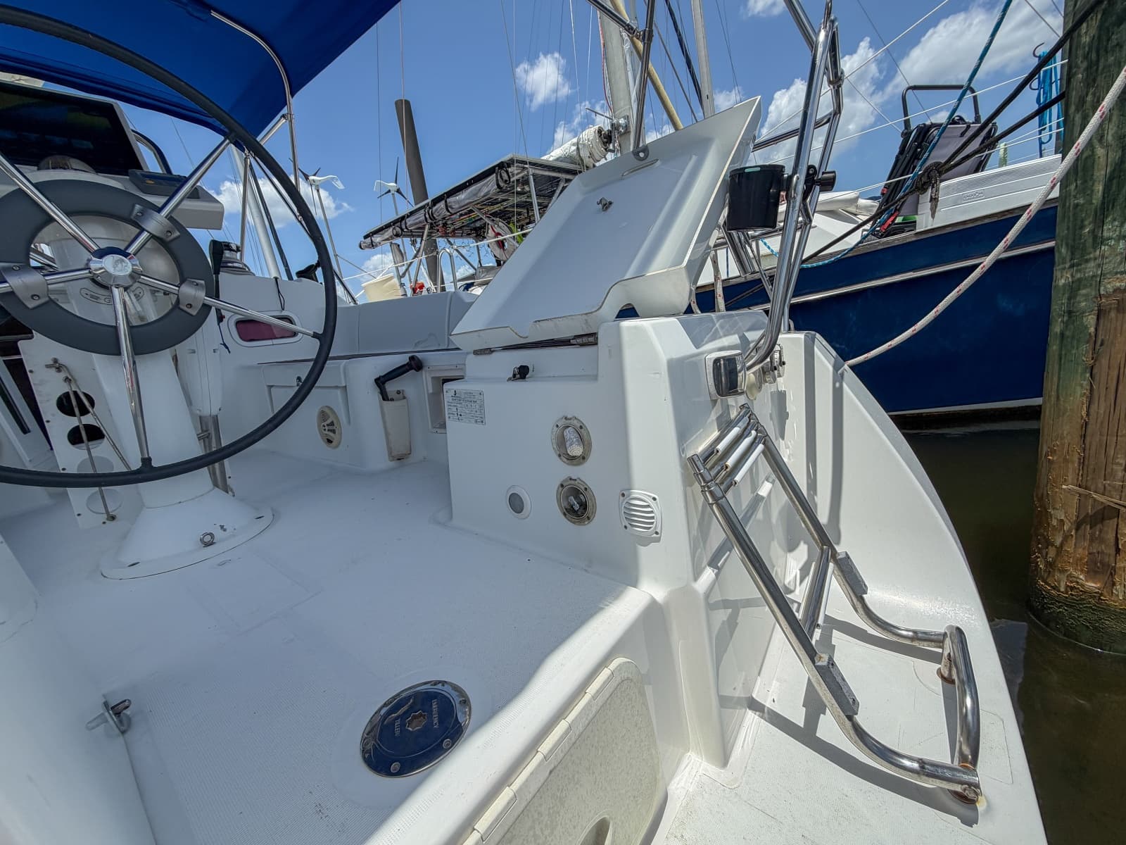 2011 Beneteau Oceanis 34 - Photo 44