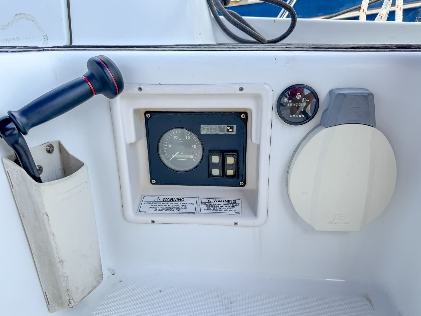 2011 Beneteau Oceanis 34 - Photo 28