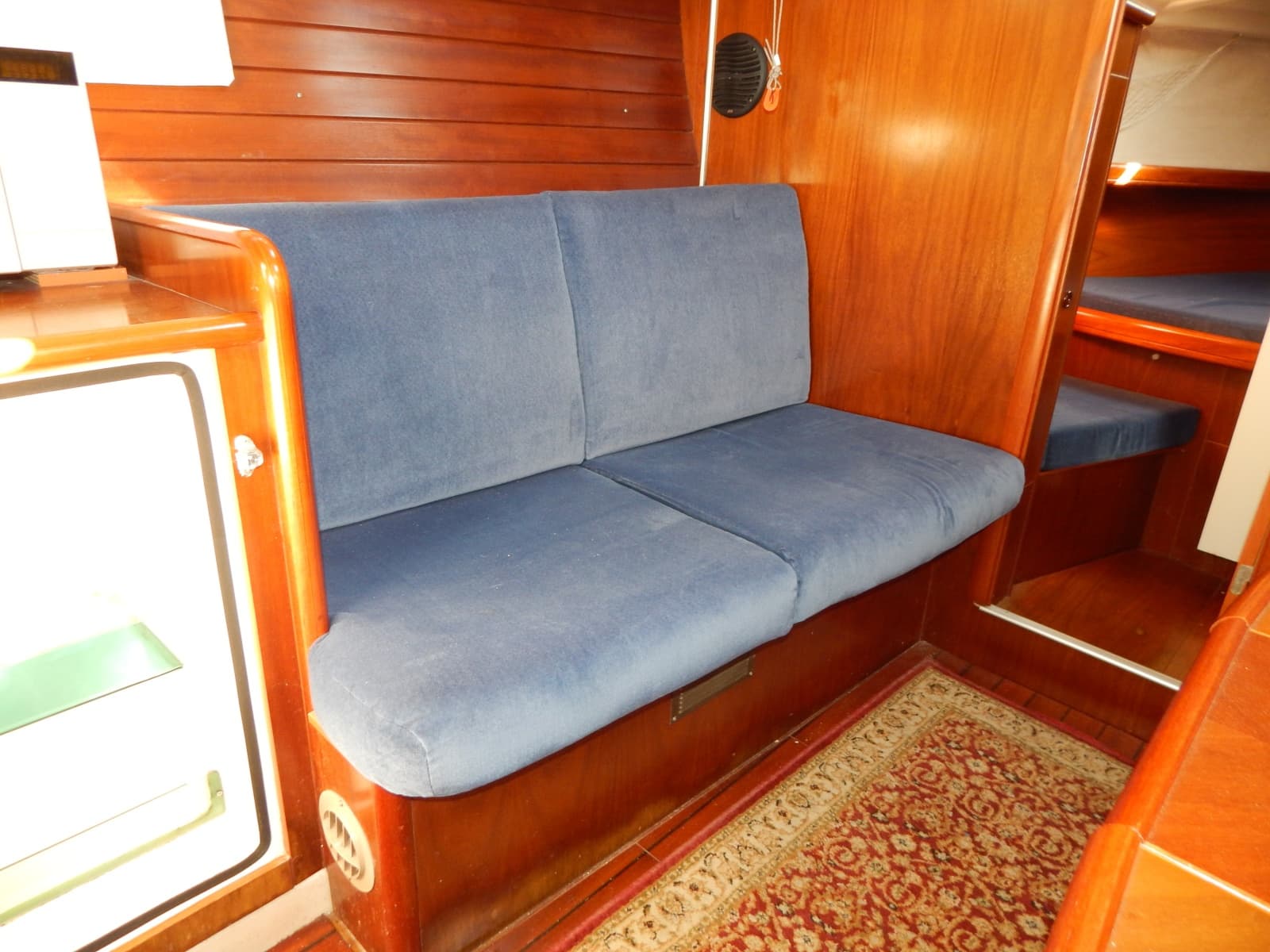 1999 Beneteau Oceanis 381 - Photo 9