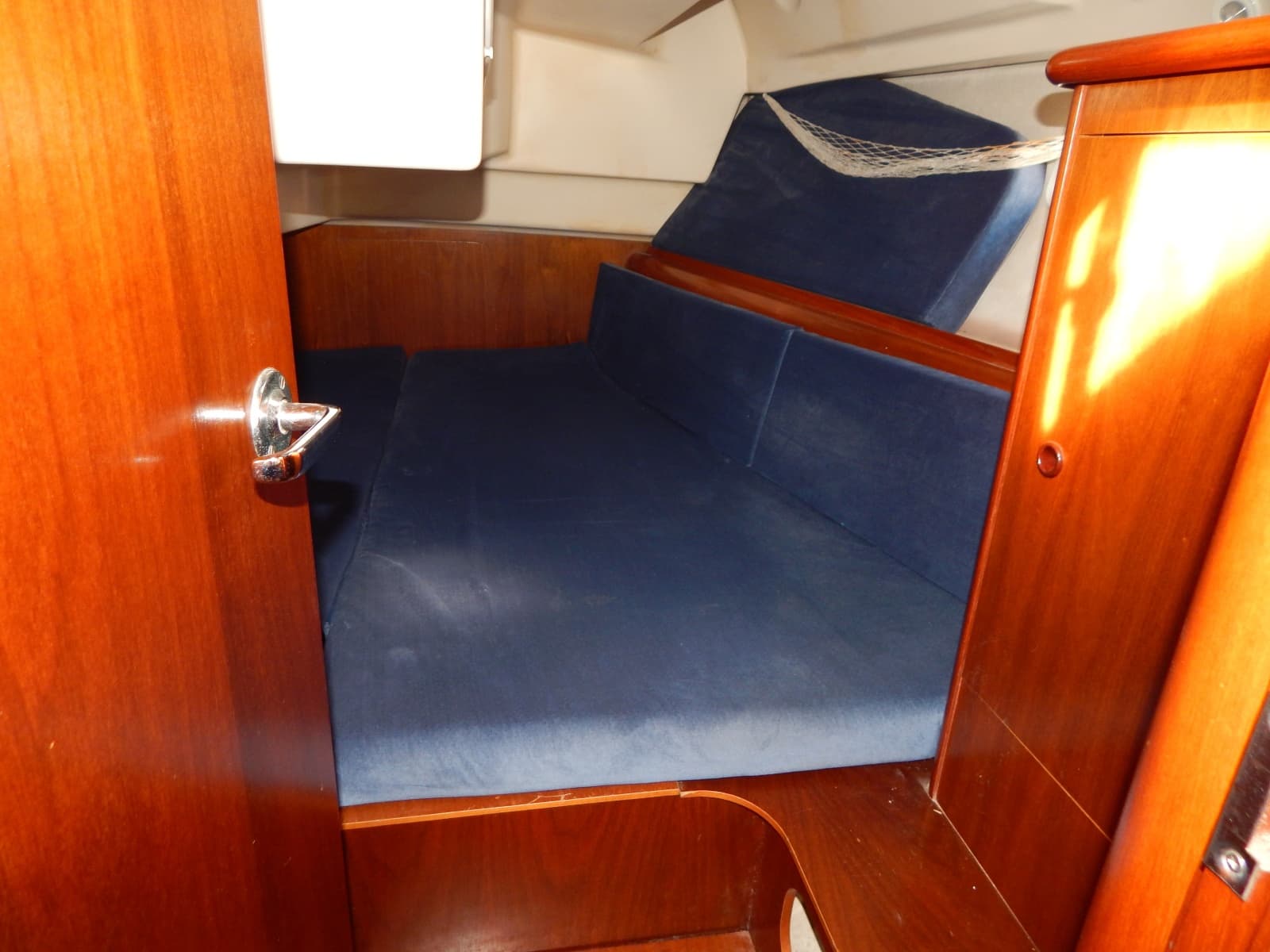1999 Beneteau Oceanis 381 - Photo 19