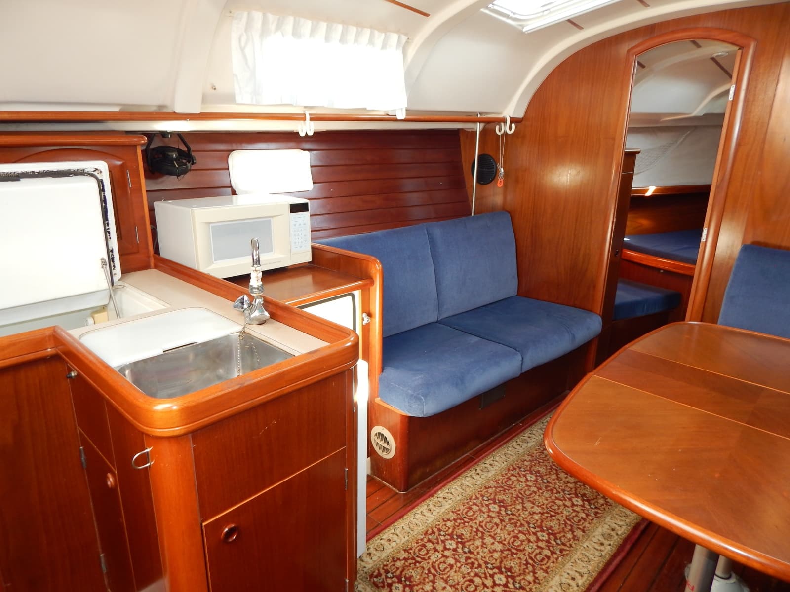 1999 Beneteau Oceanis 381 - Photo 11