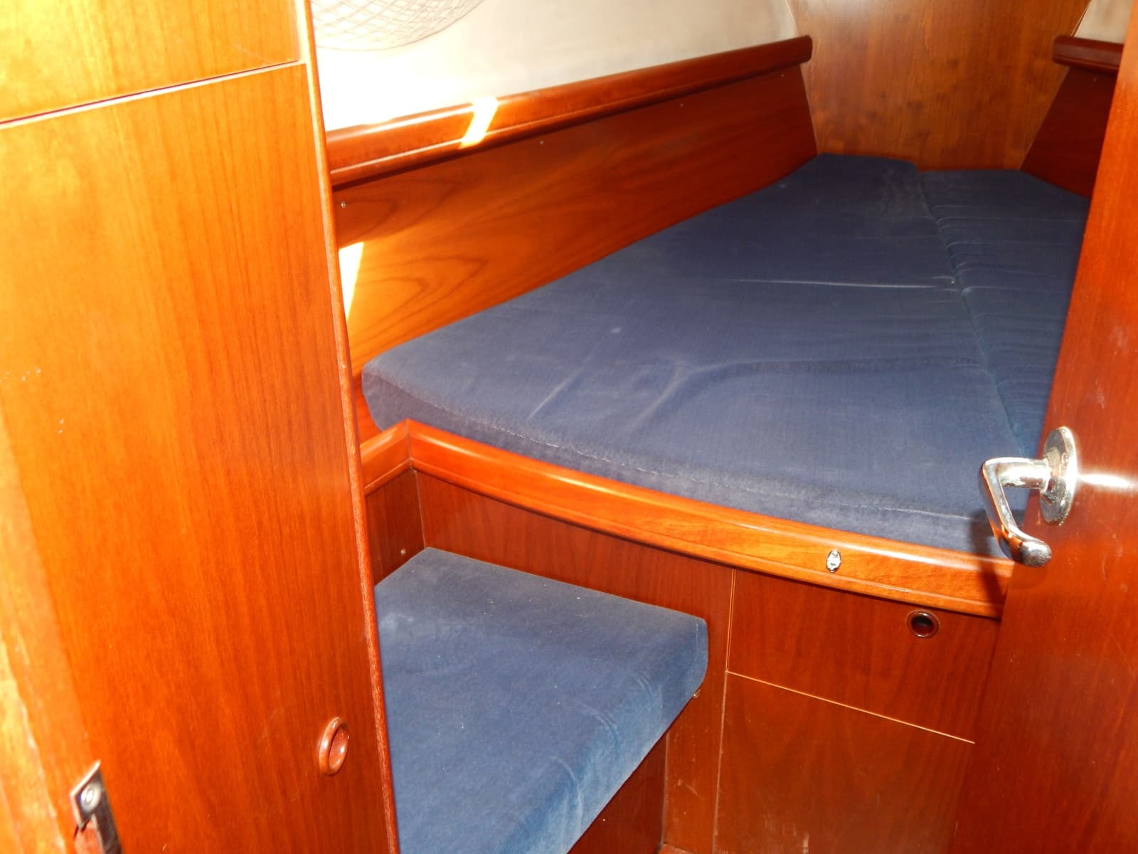 1999 Beneteau Oceanis 381 - Photo 3