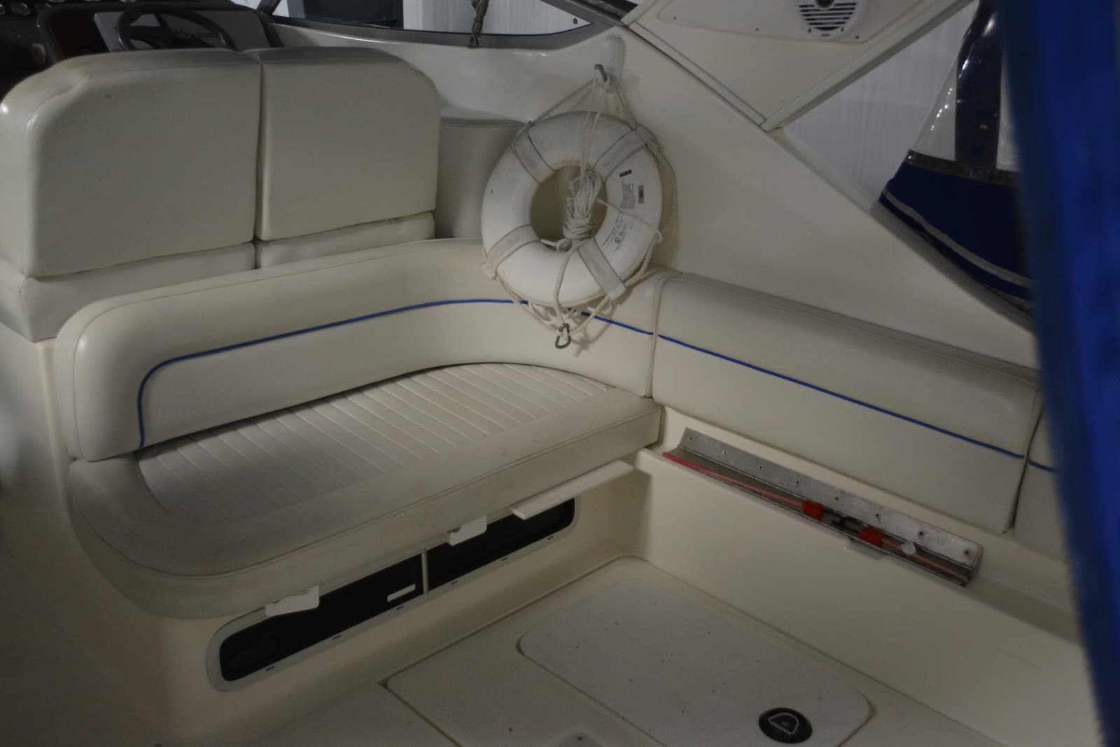 2006 Bayliner 305 - Photo 17