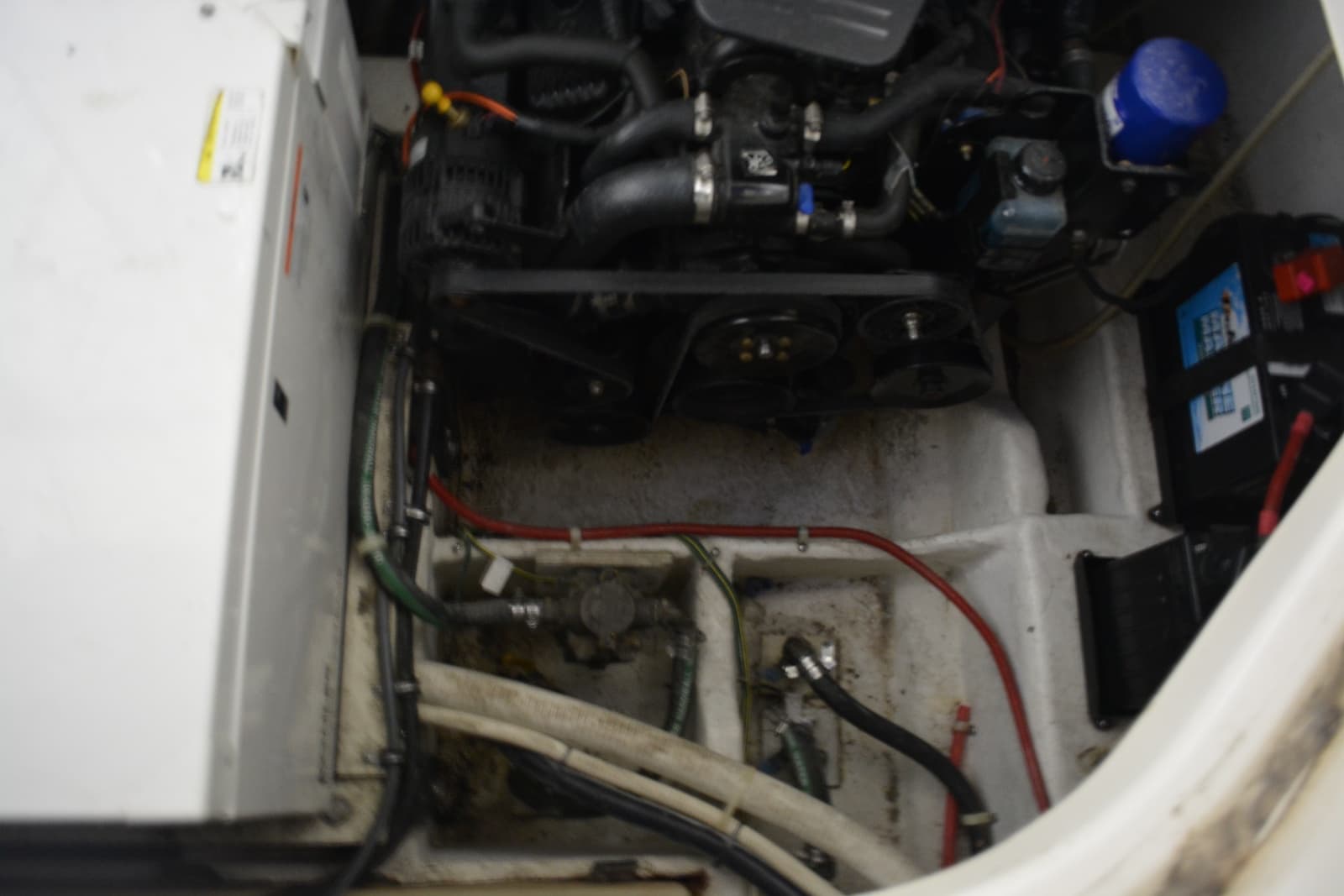 2006 Bayliner 305 - Photo 15