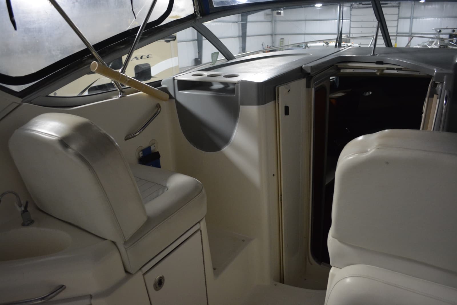 2006 Bayliner 305 - Photo 31