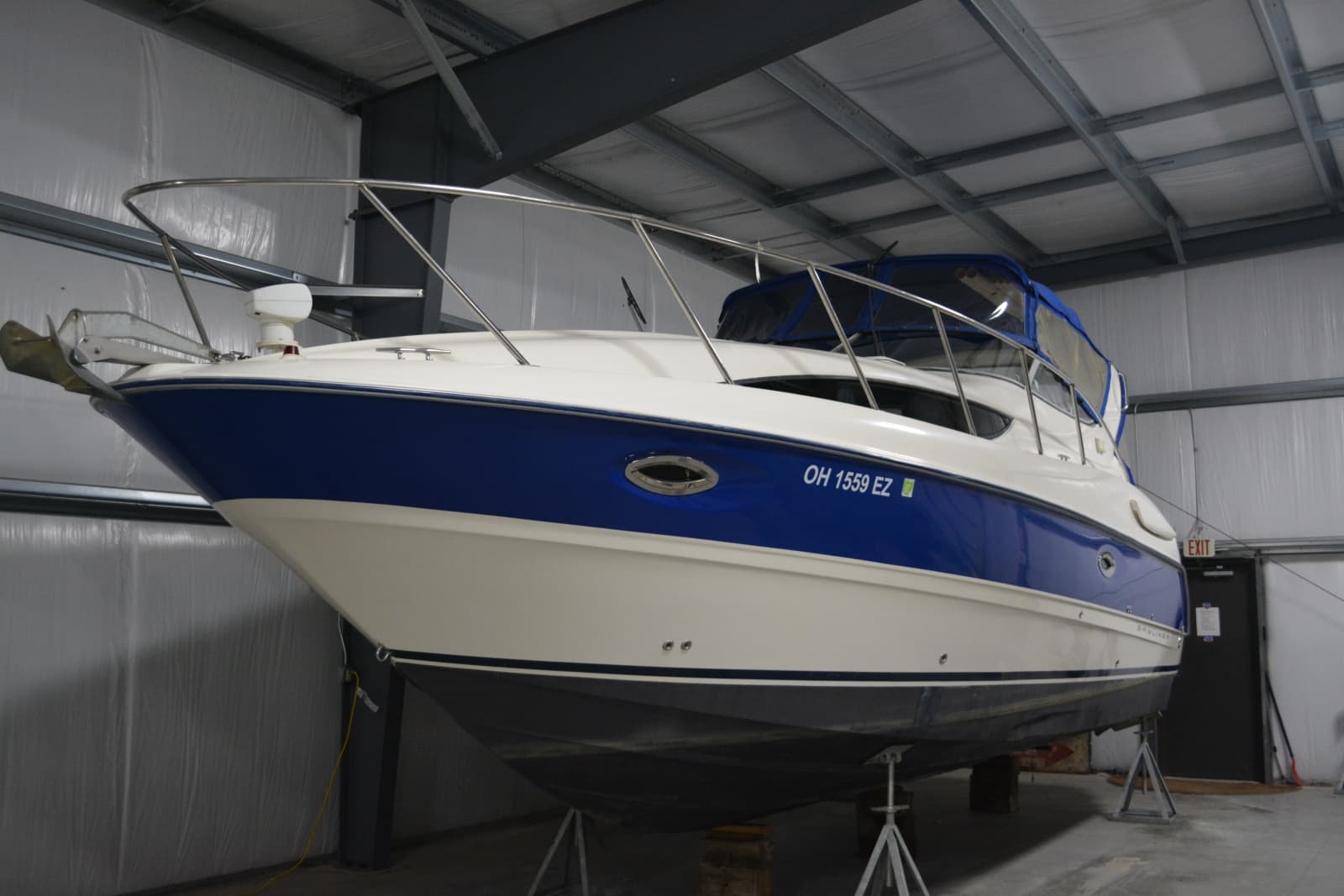 2006 Bayliner 305 - Photo 10