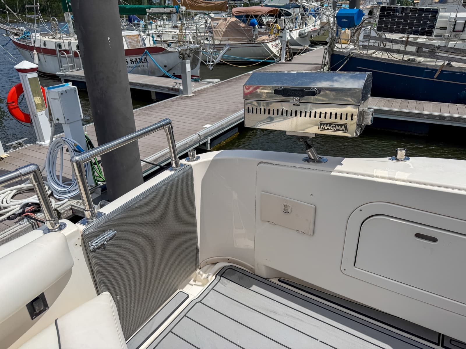 1997 Sea Ray 450 Sundancer - Photo 42