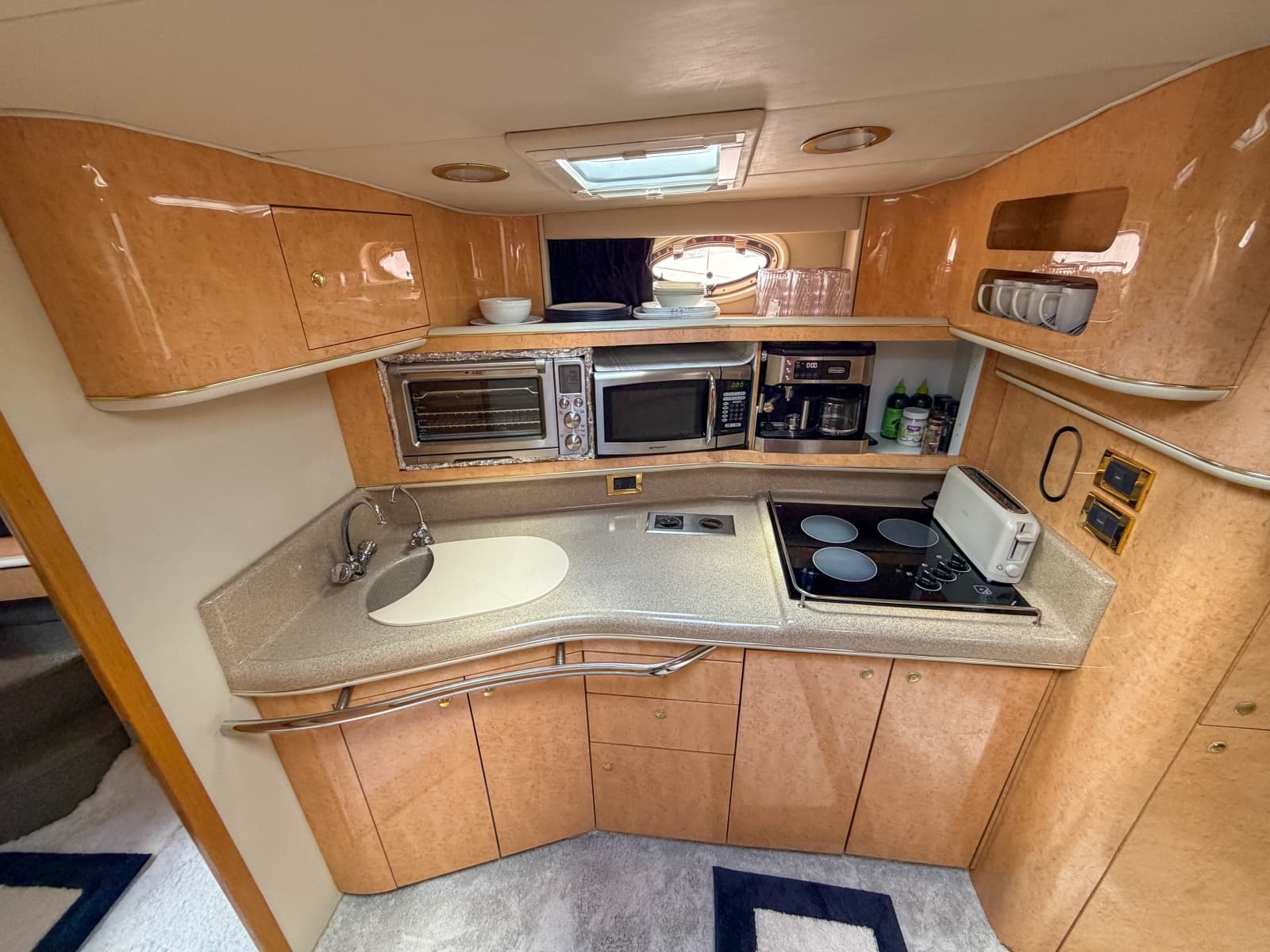 1997 Sea Ray 450 Sundancer - Photo 6