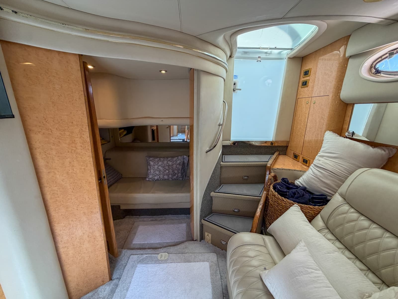 1997 Sea Ray 450 Sundancer - Photo 16