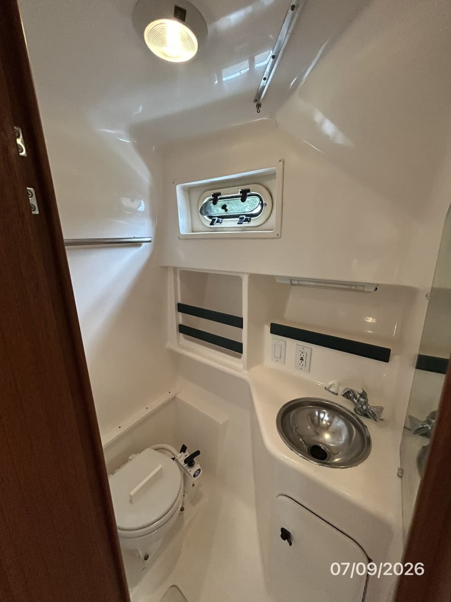 2001 Pursuit 3000 Offshore - Photo 39