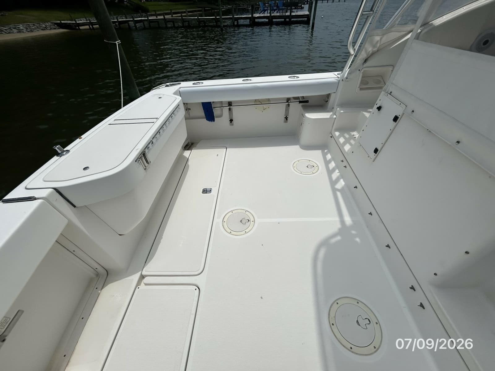2001 Pursuit 3000 Offshore - Photo 17