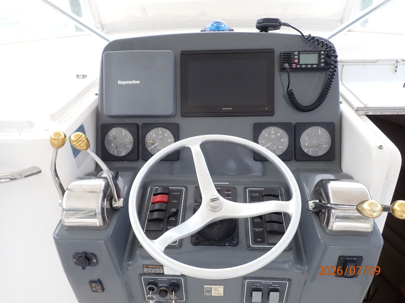 2001 Pursuit 3000 Offshore - Photo 28