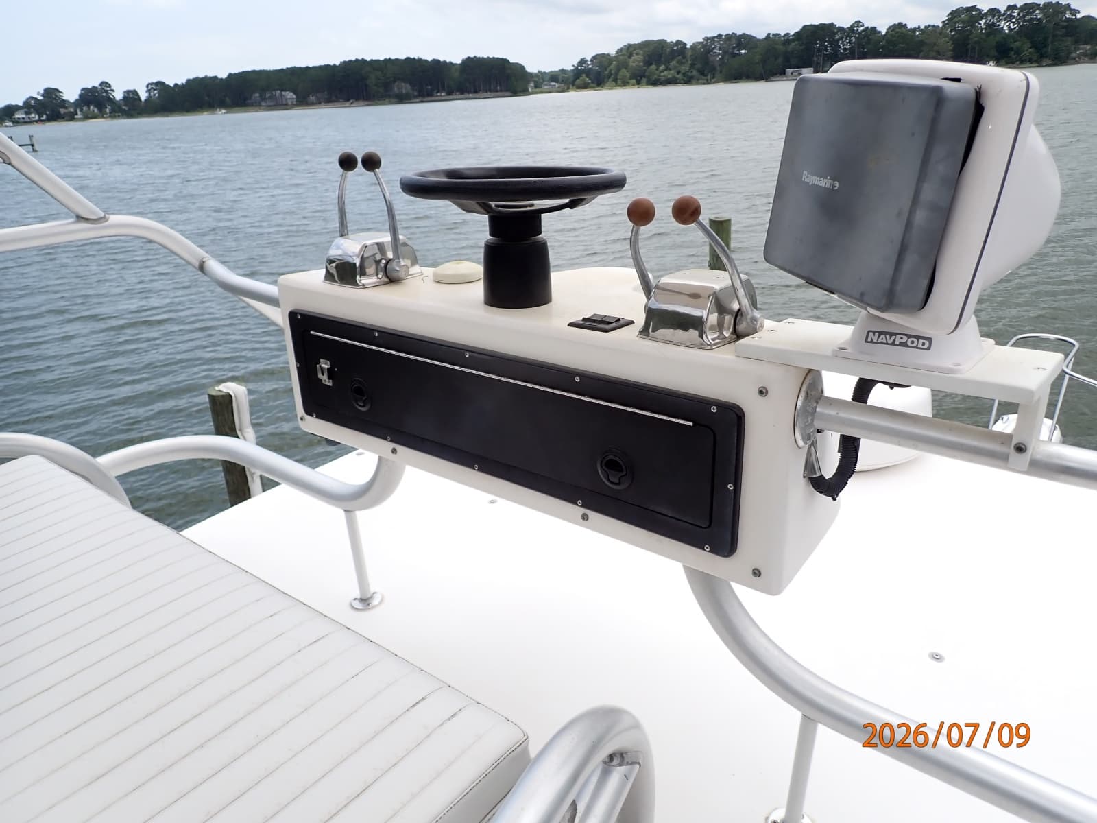 2001 Pursuit 3000 Offshore - Photo 13