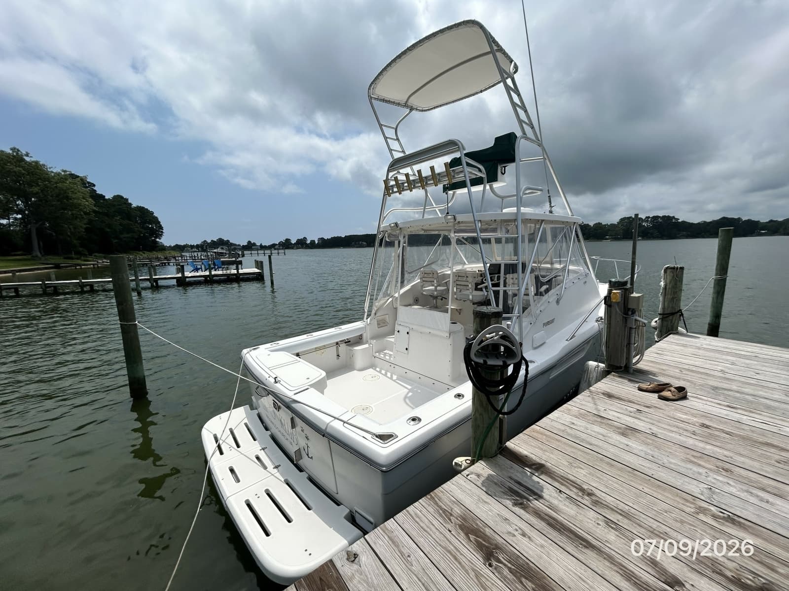 2001 Pursuit 3000 Offshore - Photo 2