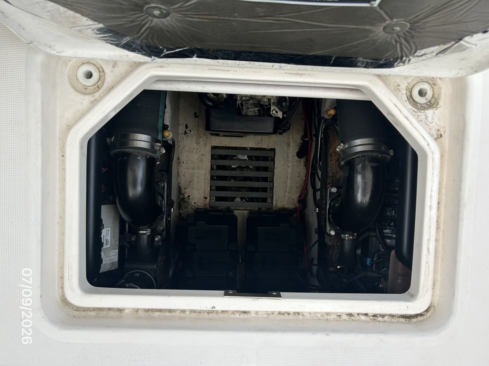 2001 Pursuit 3000 Offshore - Photo 41