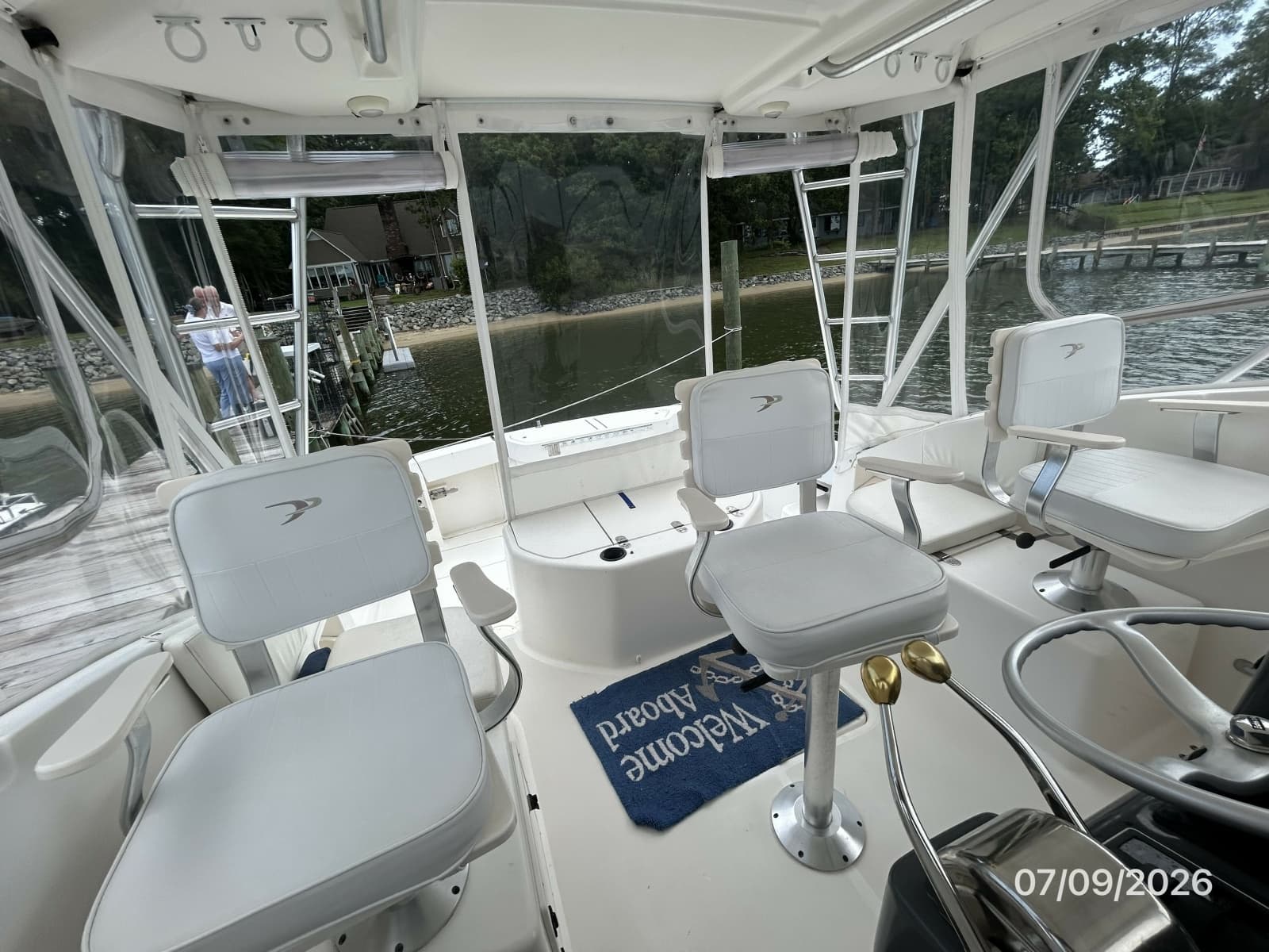 2001 Pursuit 3000 Offshore - Photo 23