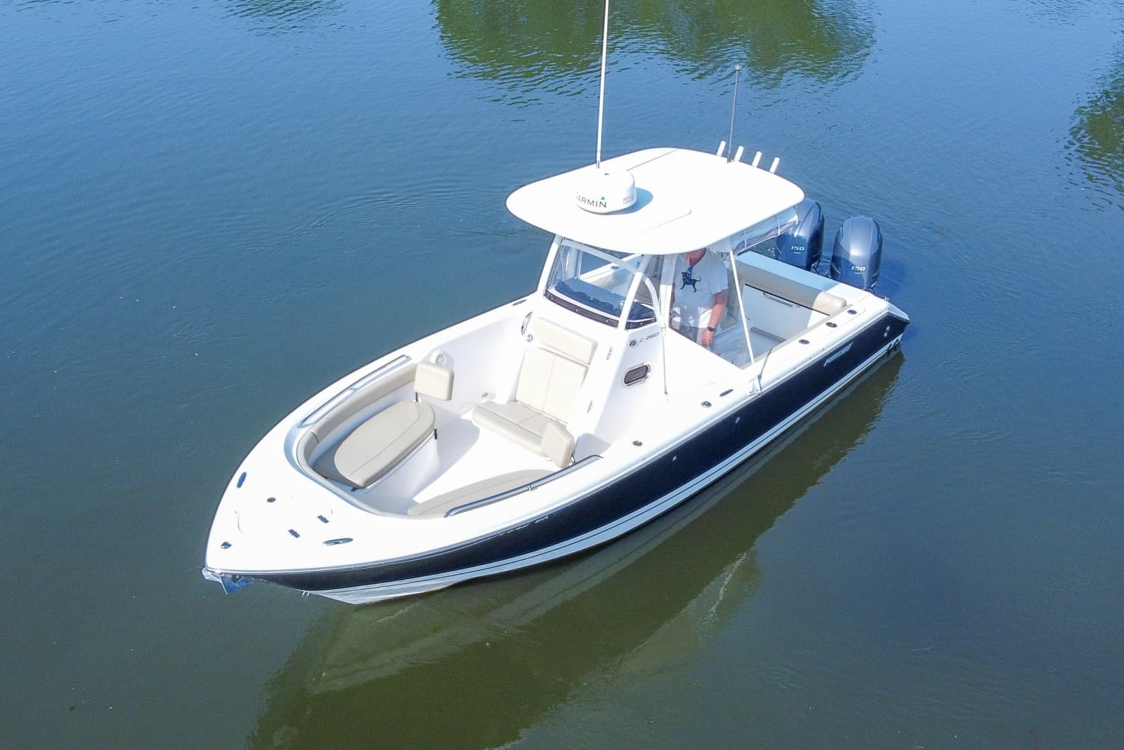 2018 Pursuit C 260 - Photo 13