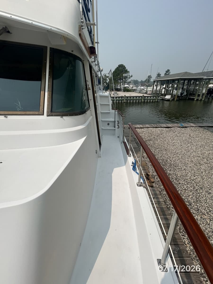 1976 Hatteras LRC - Photo 13