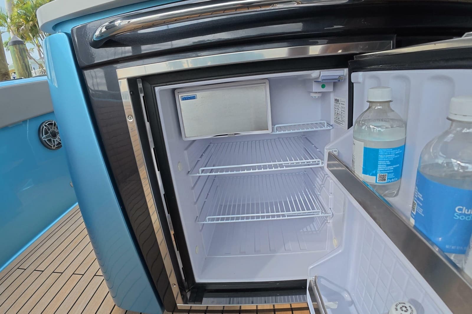 2025 Schaefer V44 - Photo 25