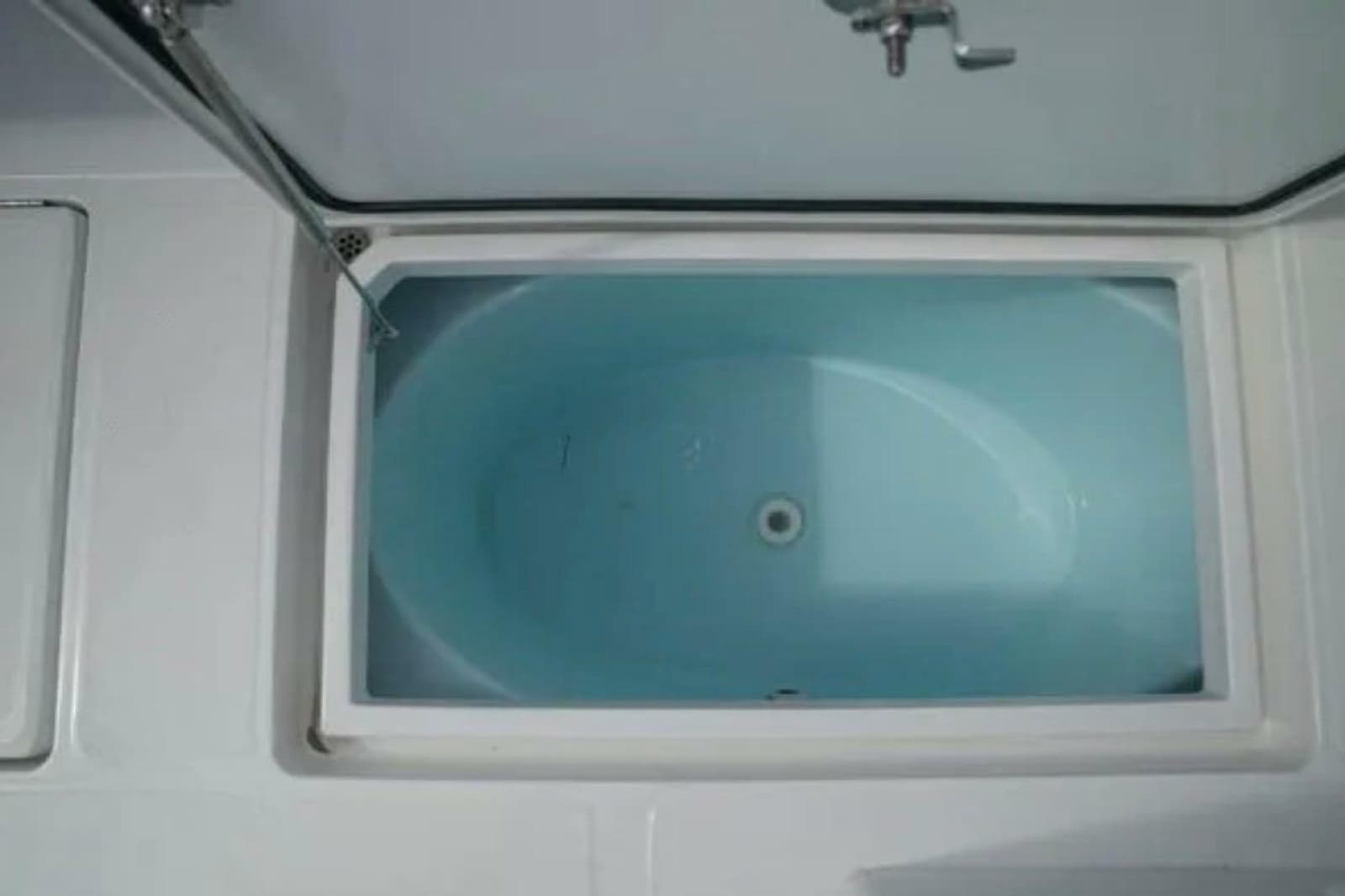 2024 Front Runner 37 Catamaran - Photo 100