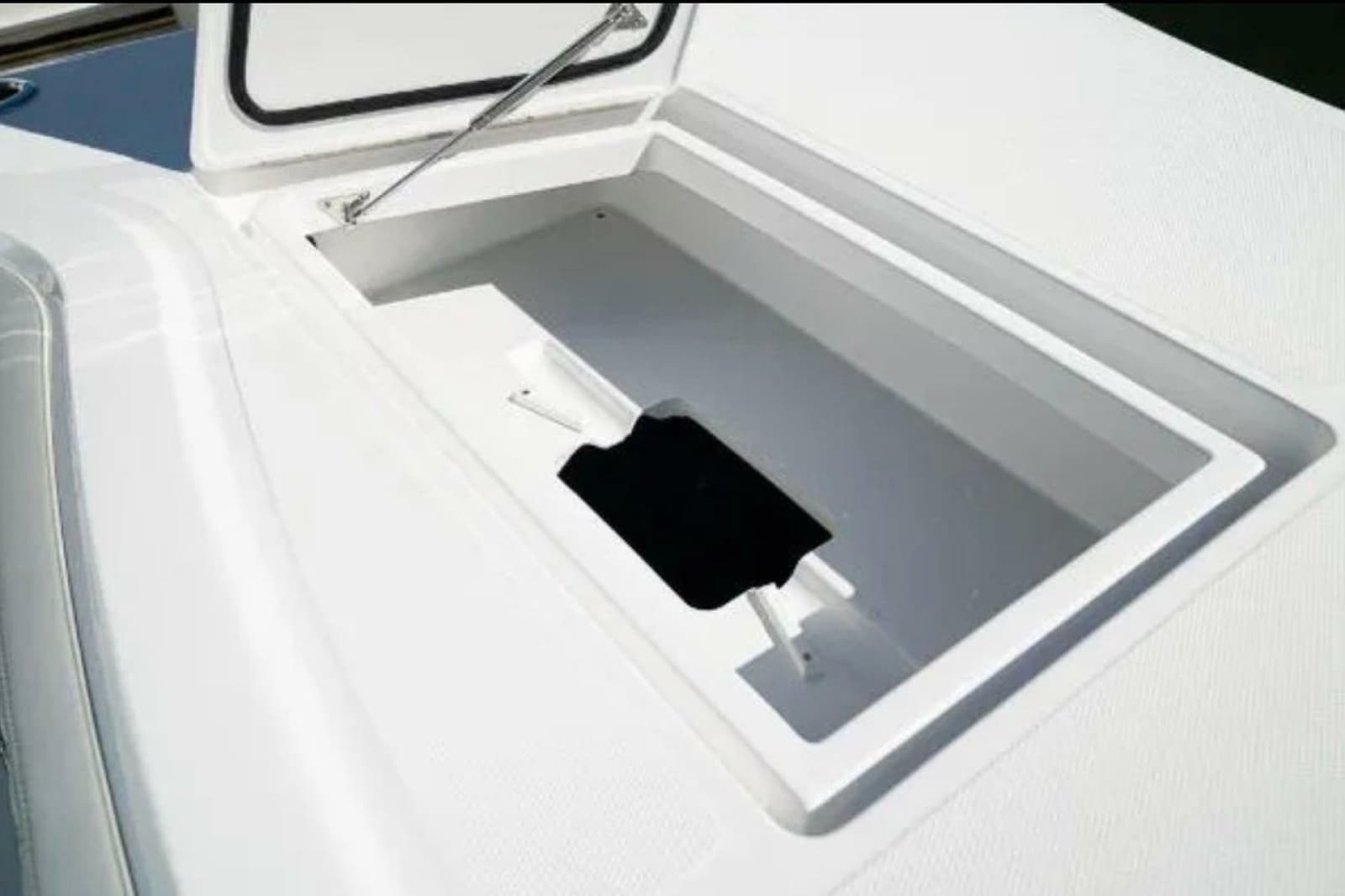 2024 Front Runner 37 Catamaran - Photo 79