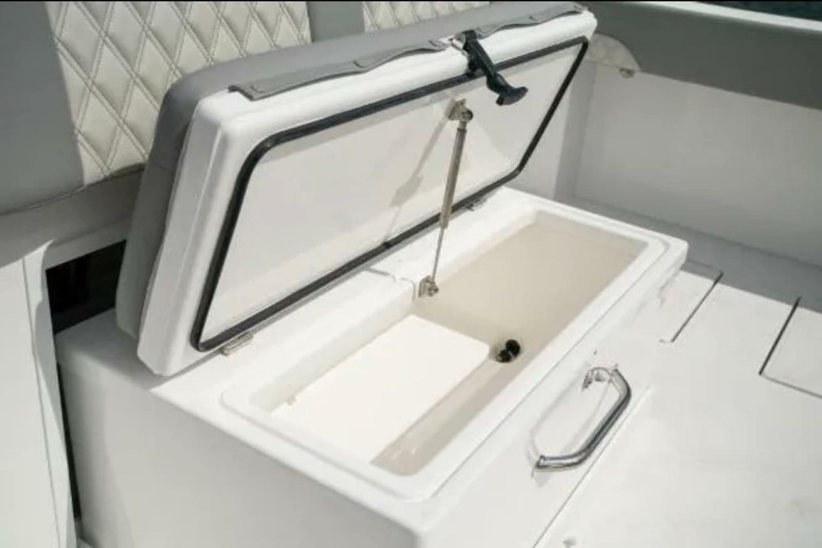 2024 Front Runner 37 Catamaran - Photo 94