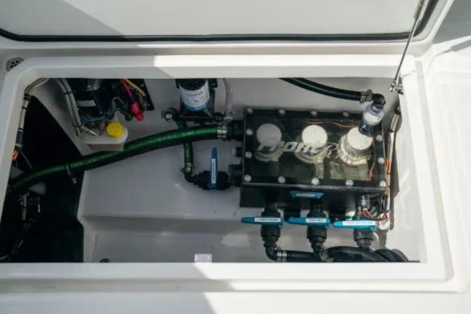 2024 Front Runner 37 Catamaran - Photo 106