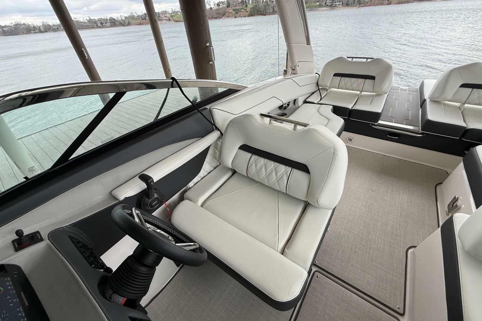2024 Regal LS4 - Photo 12