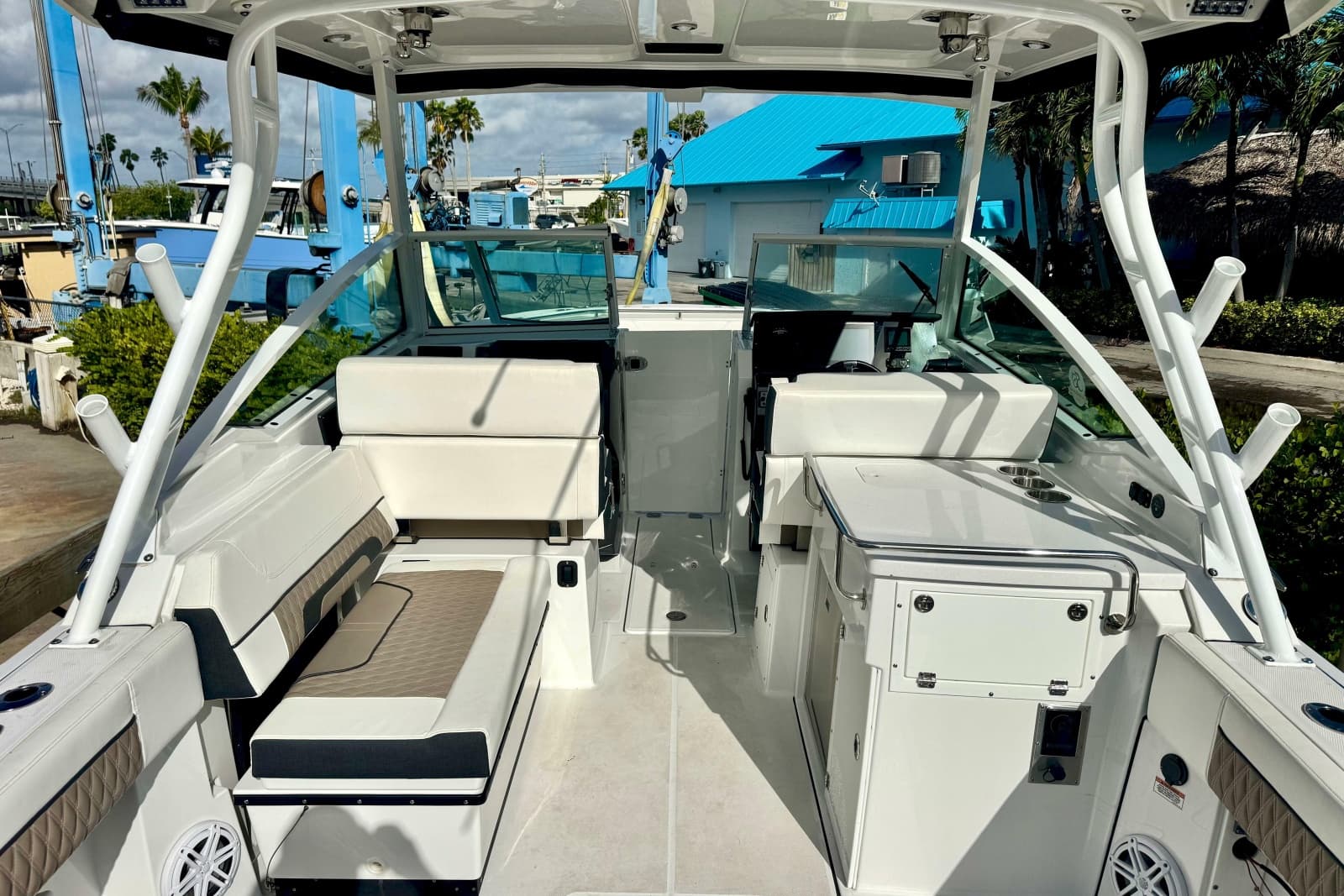 2023 Blackfin 272 DC - Photo 10