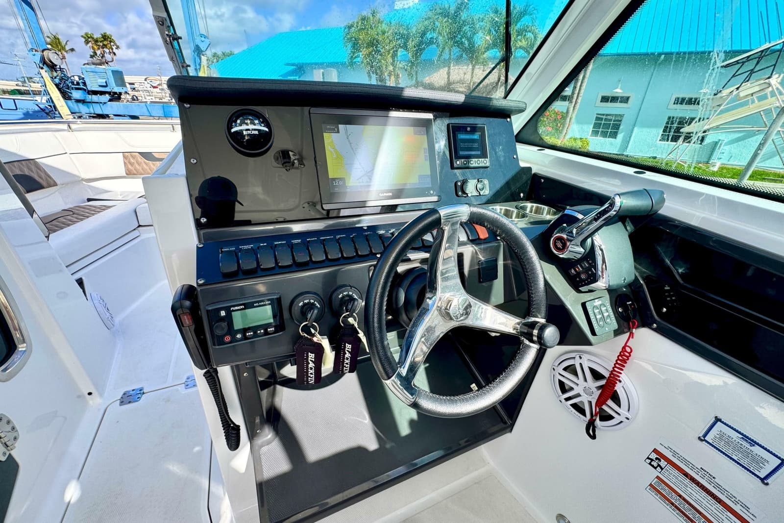 2023 Blackfin 272 DC - Photo 14
