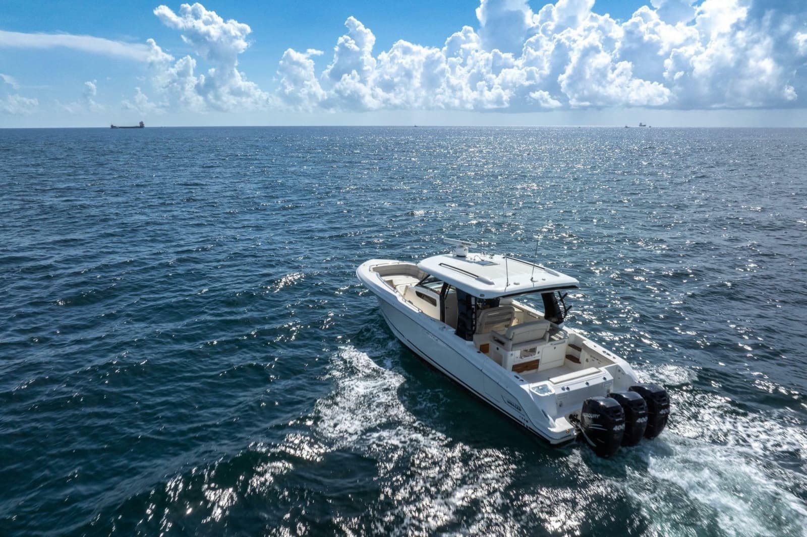2023 Boston Whaler 350 Realm - Photo 5