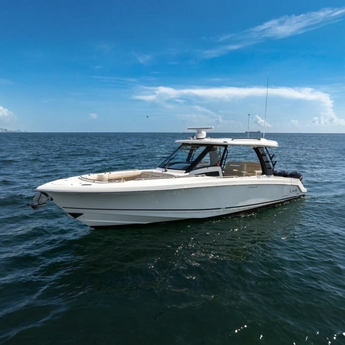 2023 Boston Whaler 350 Realm - Photo 1