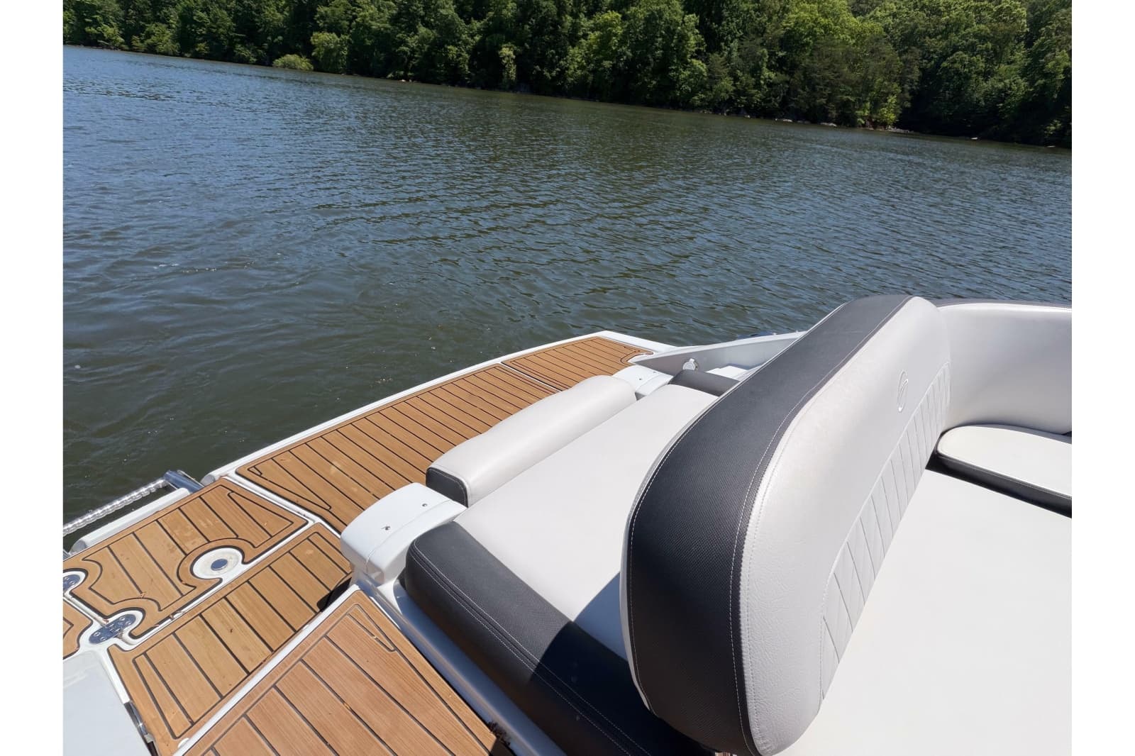 2023 Crownline Eclipse E255 - Photo 10
