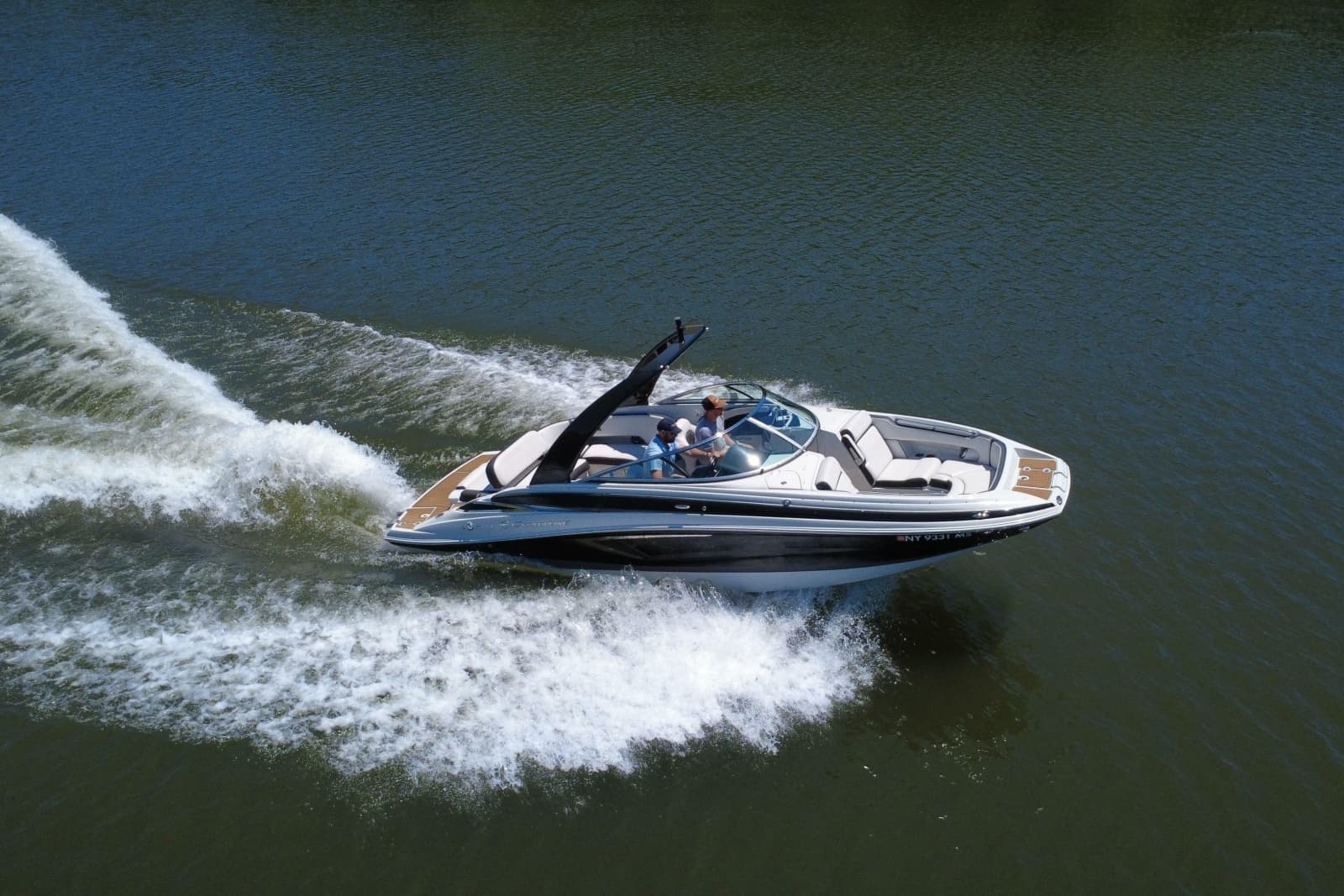 2023 Crownline Eclipse E255 - Photo 2