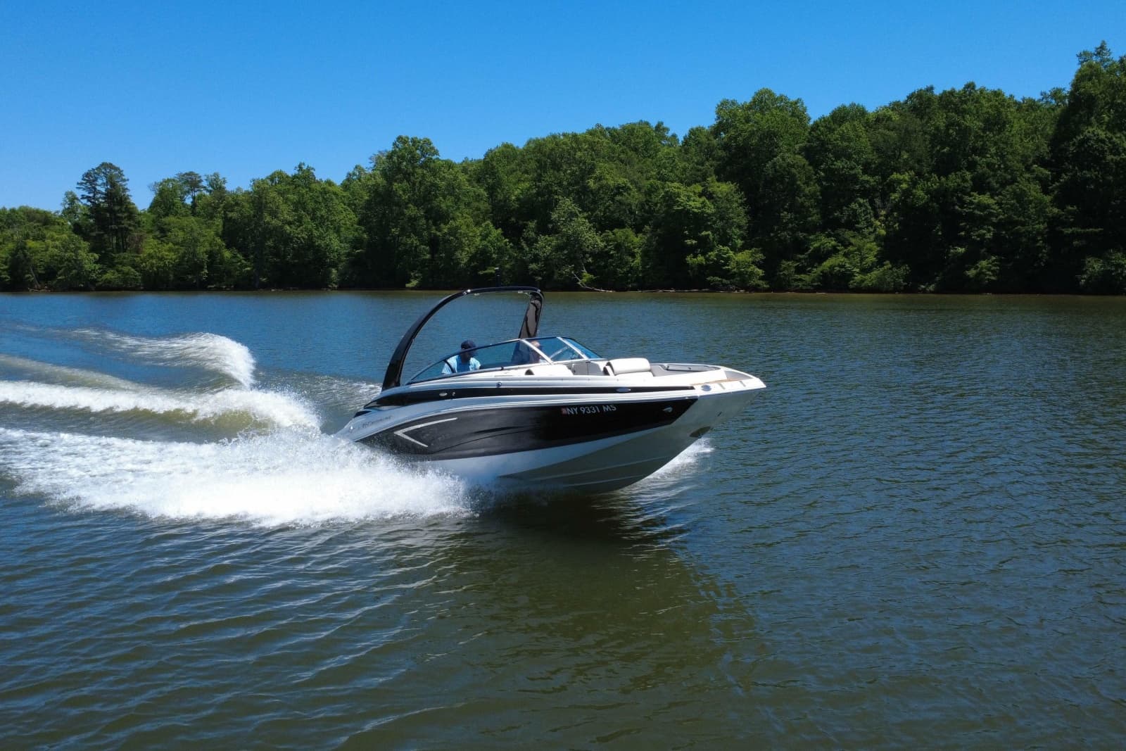 2023 Crownline Eclipse E255 - Photo 3