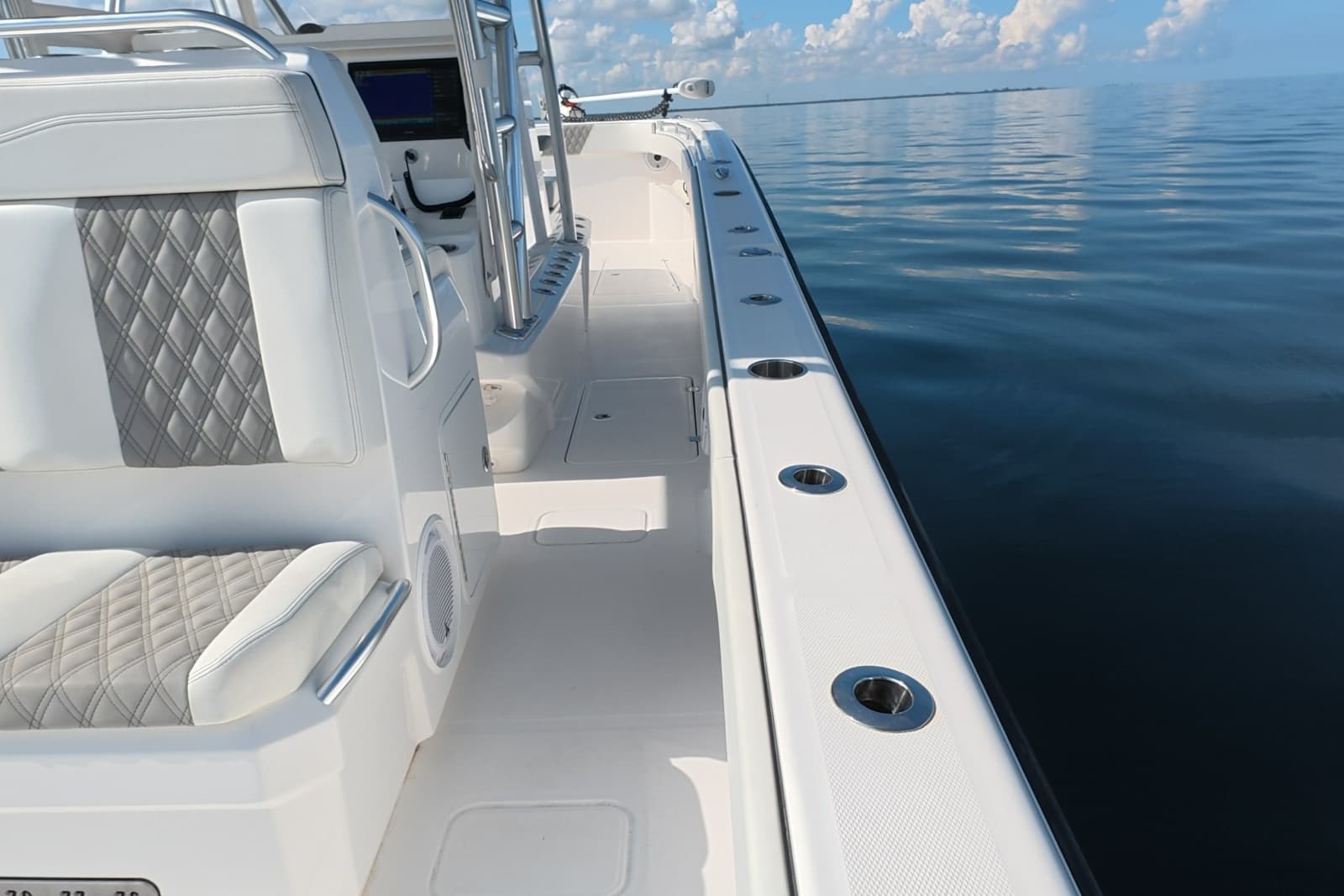 2023 Invincible 33 Catamaran - Photo 29