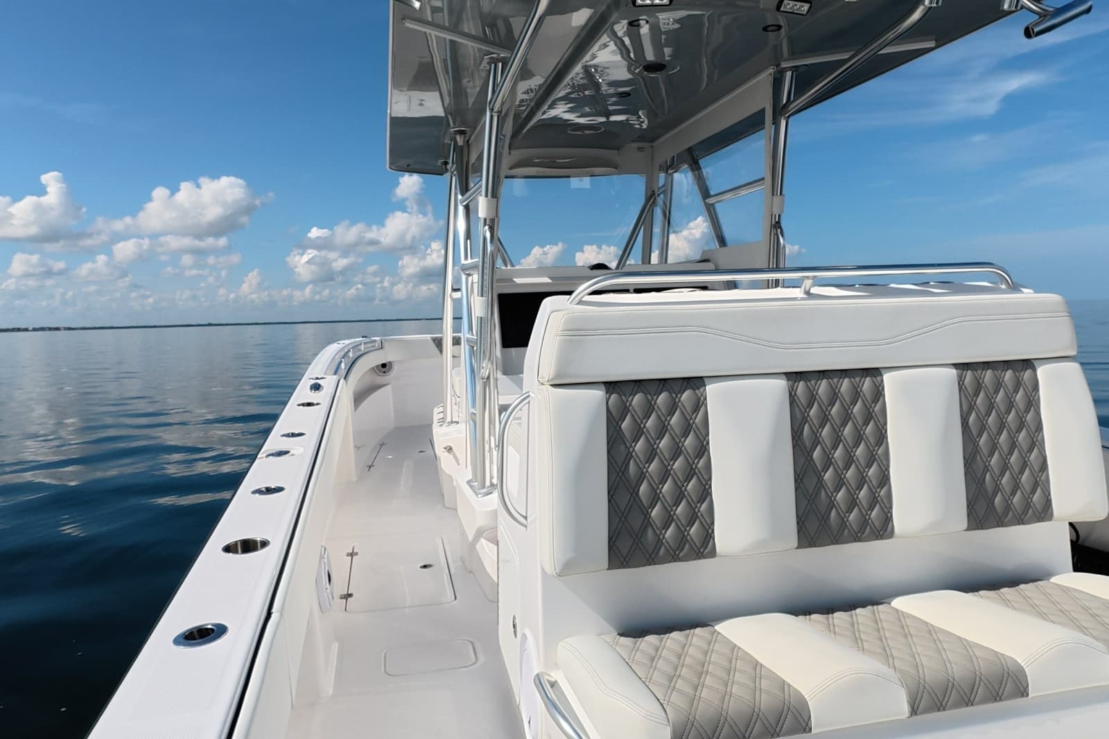 2023 Invincible 33 Catamaran - Photo 25
