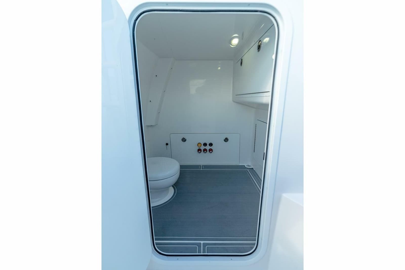 2023 Invincible 33 Catamaran - Photo 17