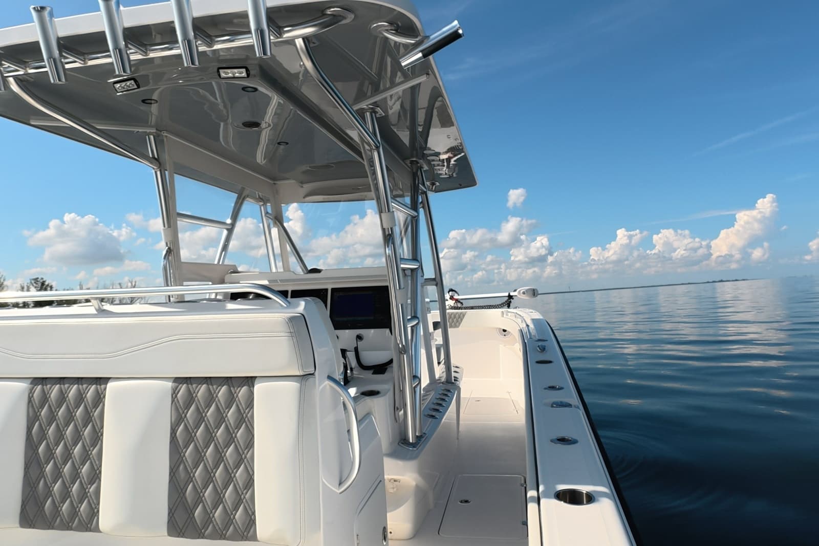 2023 Invincible 33 Catamaran - Photo 19