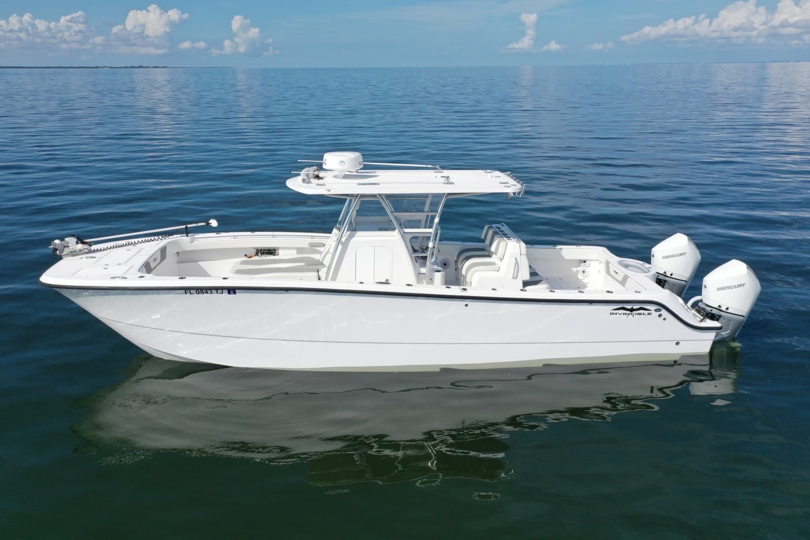 2023 Invincible 33 Catamaran - Photo 12