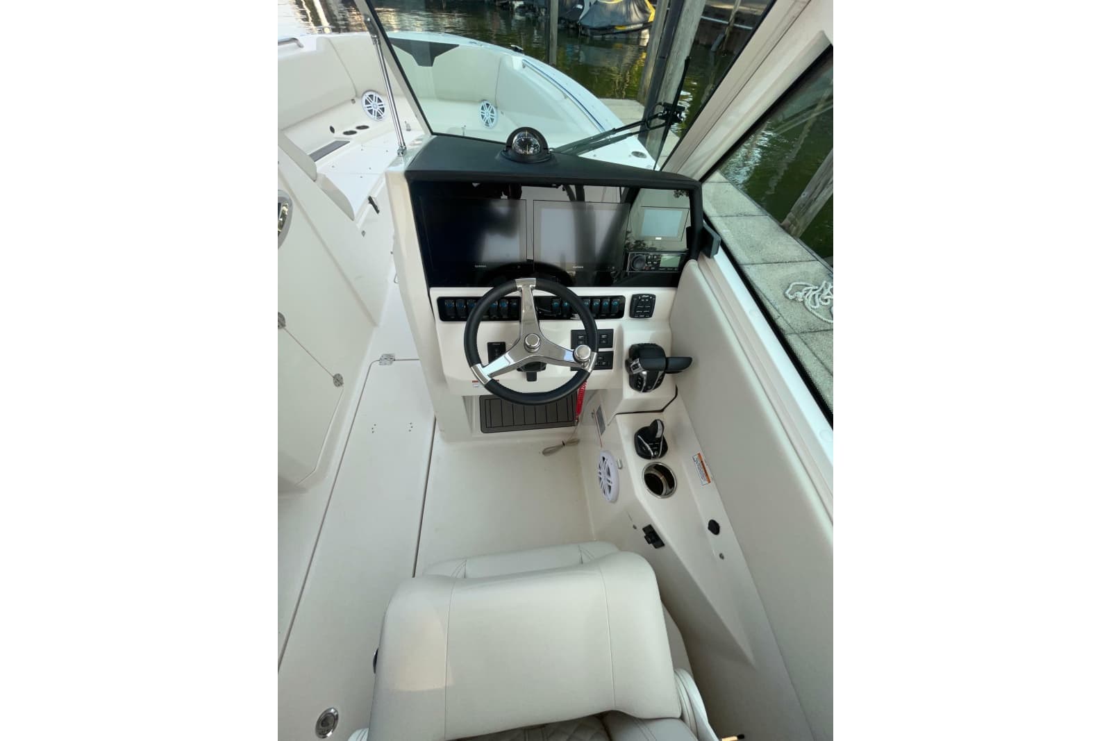 2023 Sailfish 276 DC - Photo 17