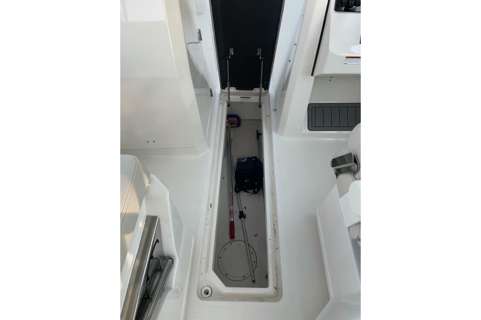 2023 Sailfish 276 DC - Photo 25