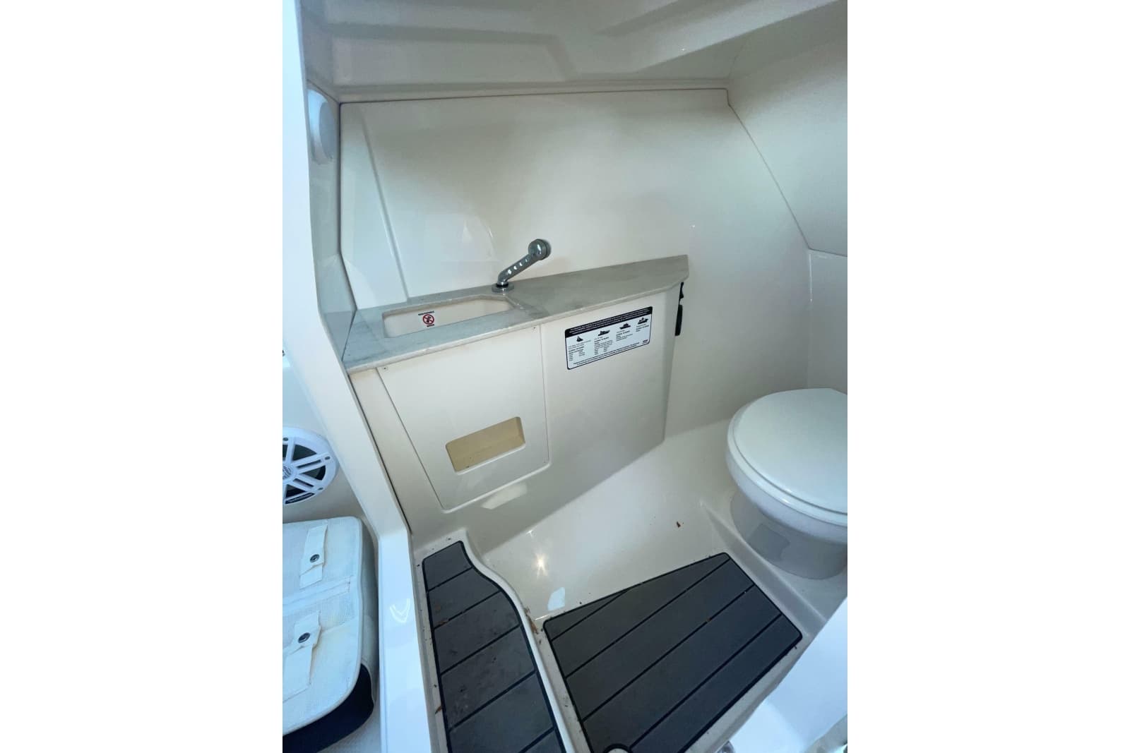 2023 Sailfish 276 DC - Photo 28