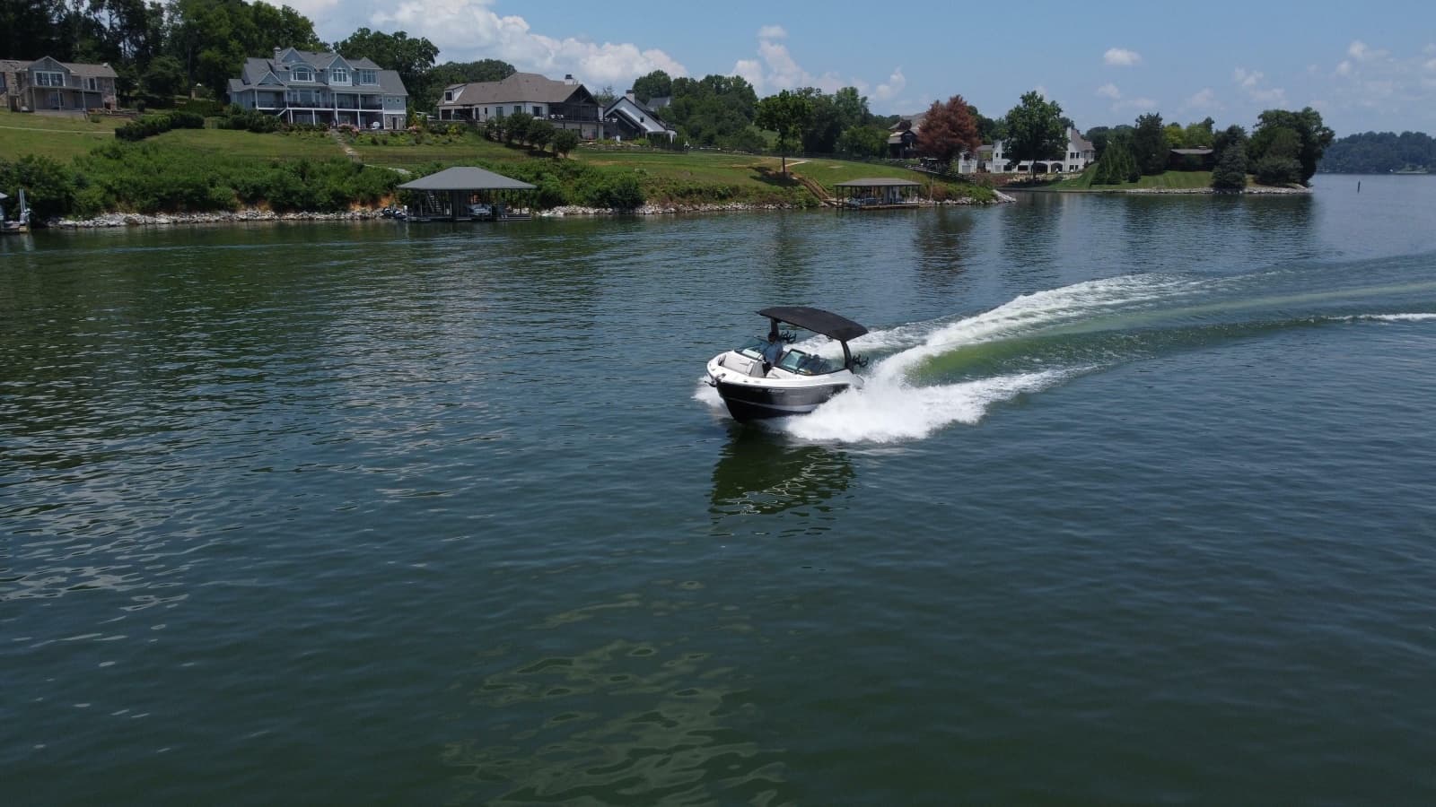 2023 Sea Ray SLX 260 Surf - Photo 12