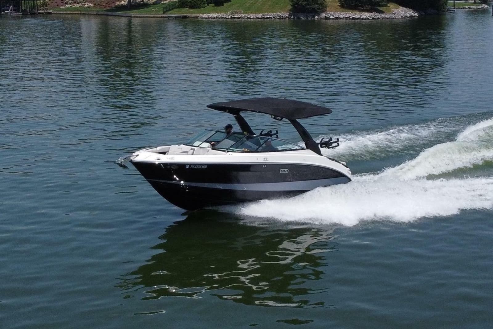2023 Sea Ray SLX 260 Surf - Photo 10