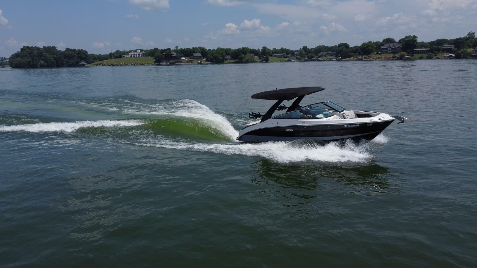 2023 Sea Ray SLX 260 Surf - Photo 16
