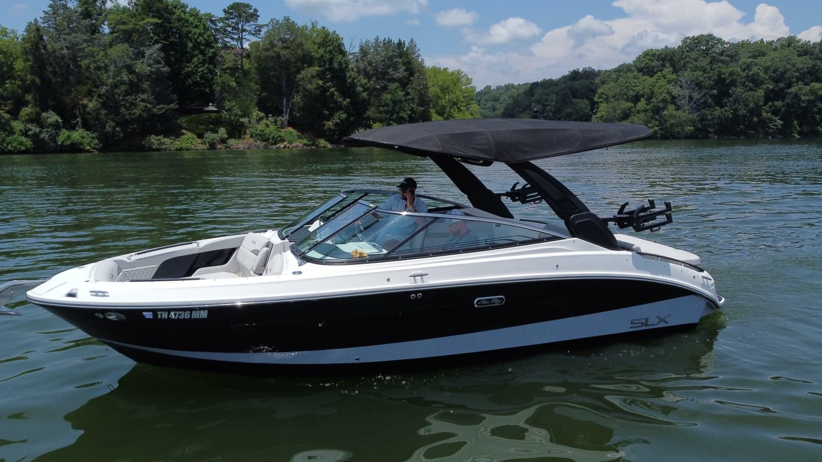 2023 Sea Ray SLX 260 Surf - Photo 1