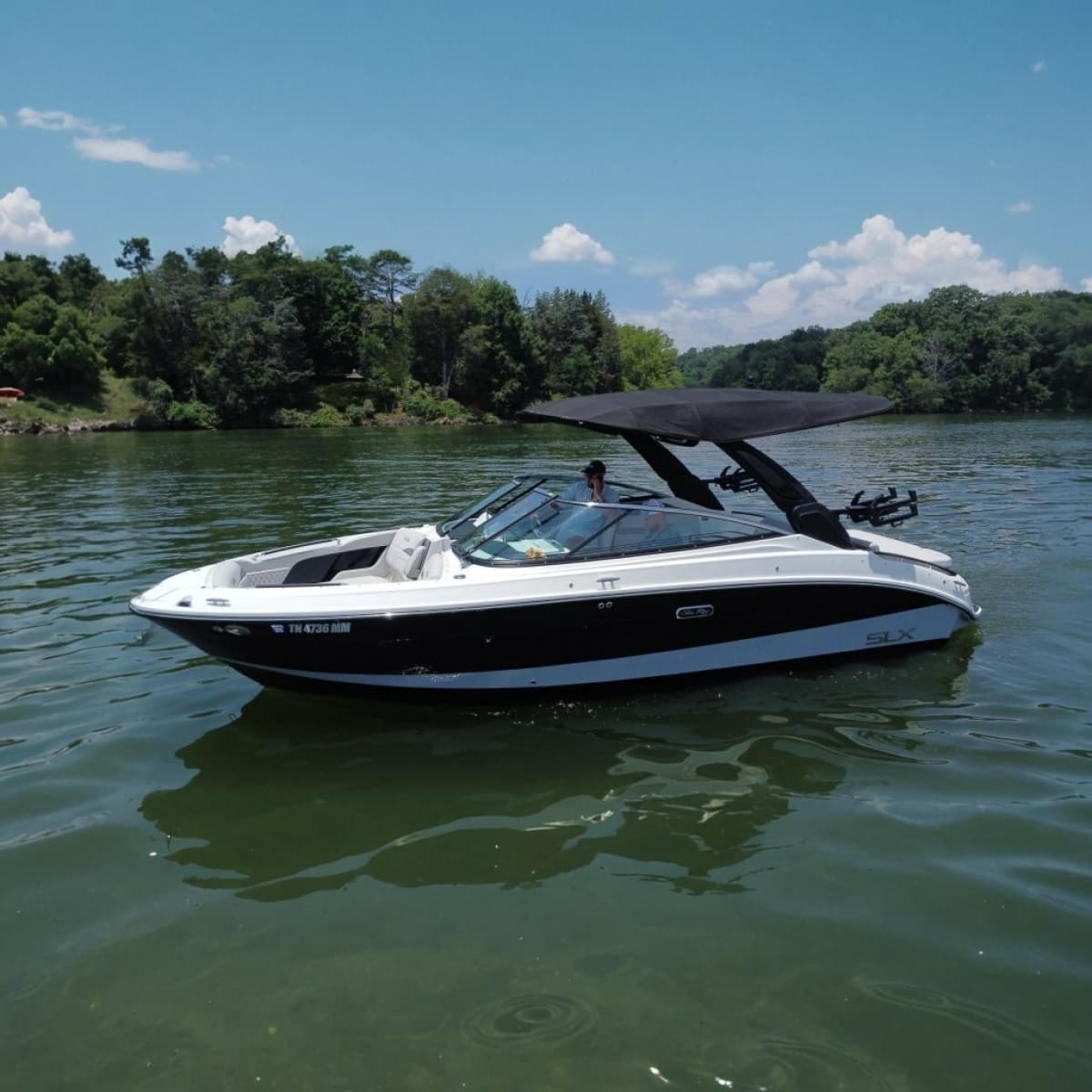 2023 Sea Ray SLX 260 Surf - Photo 1