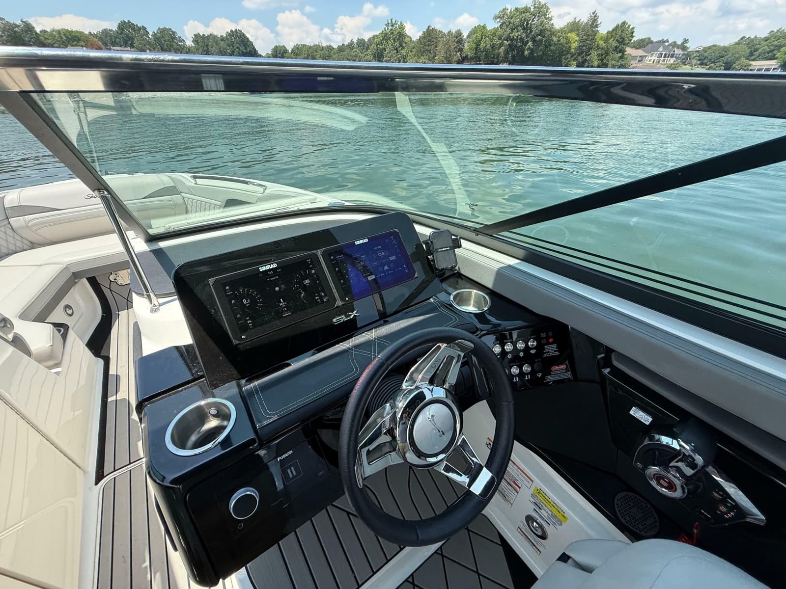 2023 Sea Ray SLX 260 Surf - Photo 20