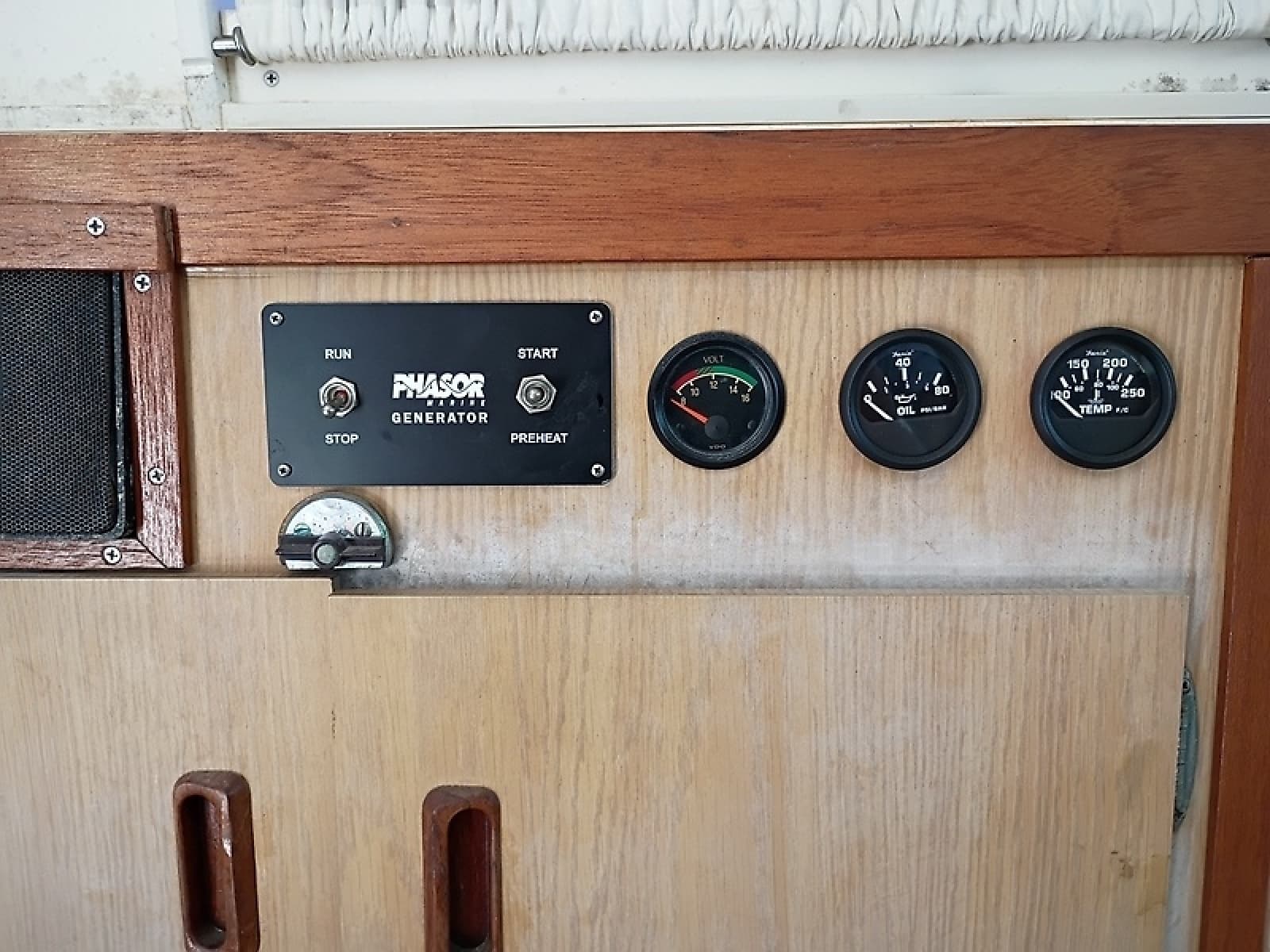 1978 Bertram Convertible - Photo 41
